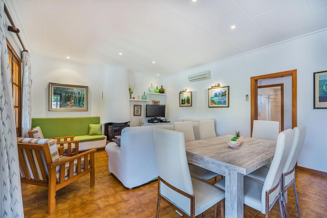 Holiday home Can Tofol