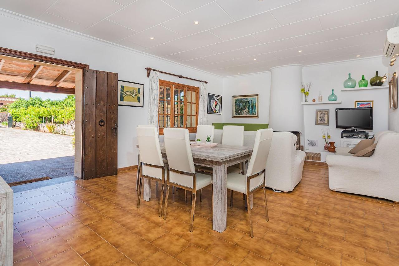 Holiday home Can Tofol